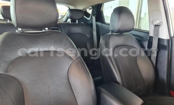 Buy Used Hyundai ix35 White Car in Mbabane in Manzini Buy Used Hyundai ix35 White Car in Mbabane in Manzini