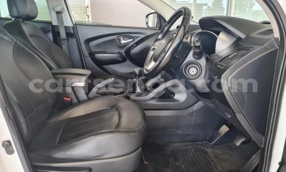 Buy Used Hyundai ix35 White Car in Mbabane in Manzini Buy Used Hyundai ix35 White Car in Mbabane in Manzini