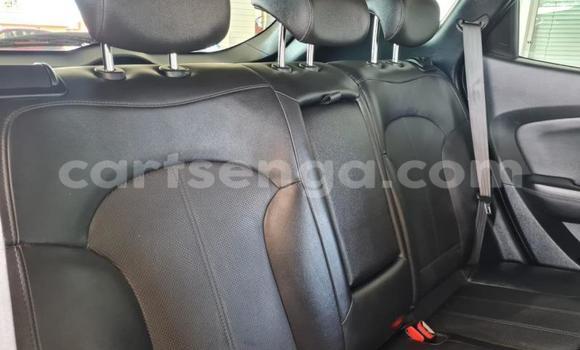 Buy Used Hyundai ix35 White Car in Mbabane in Manzini Buy Used Hyundai ix35 White Car in Mbabane in Manzini