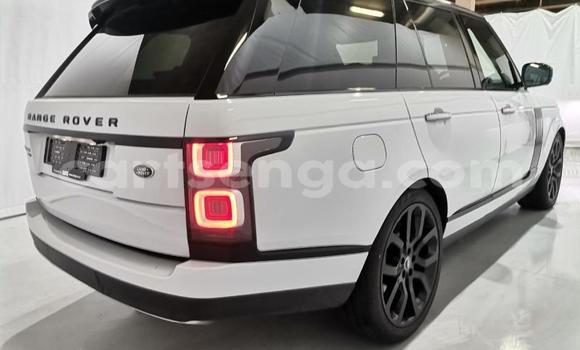 Buy Used Land Rover Range Rover White Car in Ezulwini in Hhohho Buy Used Land Rover Range Rover White Car in Ezulwini in Hhohho