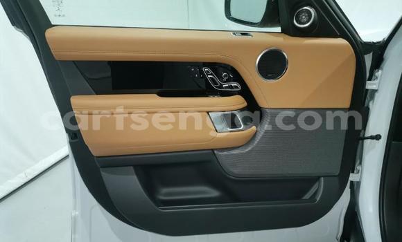 Buy Used Land Rover Range Rover White Car in Ezulwini in Hhohho Buy Used Land Rover Range Rover White Car in Ezulwini in Hhohho