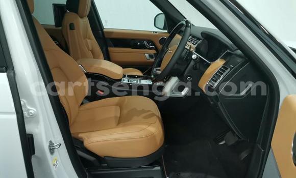 Buy Used Land Rover Range Rover White Car in Ezulwini in Hhohho Buy Used Land Rover Range Rover White Car in Ezulwini in Hhohho