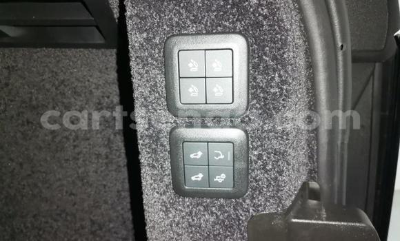 Buy Used Land Rover Range Rover White Car in Ezulwini in Hhohho Buy Used Land Rover Range Rover White Car in Ezulwini in Hhohho