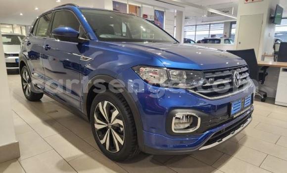 Buy Used Volkswagen T-Roc Blue Car in Mbabane in Manzini Buy Used Volkswagen T-Roc Blue Car in Mbabane in Manzini