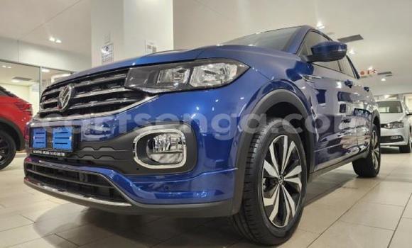 Buy Used Volkswagen T-Roc Blue Car in Mbabane in Manzini Buy Used Volkswagen T-Roc Blue Car in Mbabane in Manzini