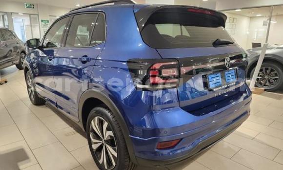 Buy Used Volkswagen T-Roc Blue Car in Mbabane in Manzini Buy Used Volkswagen T-Roc Blue Car in Mbabane in Manzini
