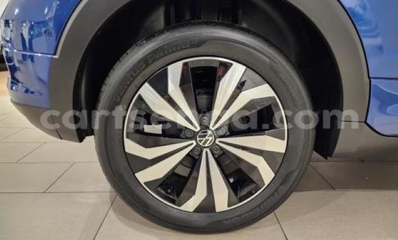 Buy Used Volkswagen T-Roc Blue Car in Mbabane in Manzini Buy Used Volkswagen T-Roc Blue Car in Mbabane in Manzini