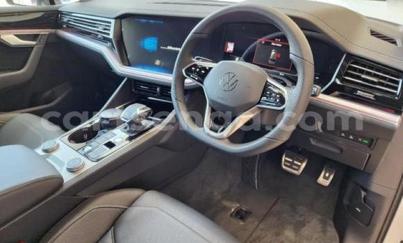 Acheter Occasion Voiture Volkswagen Touareg Blanc à Mbabane, Manzini Acheter Occasion Voiture Volkswagen Touareg Blanc à Mbabane, Manzini