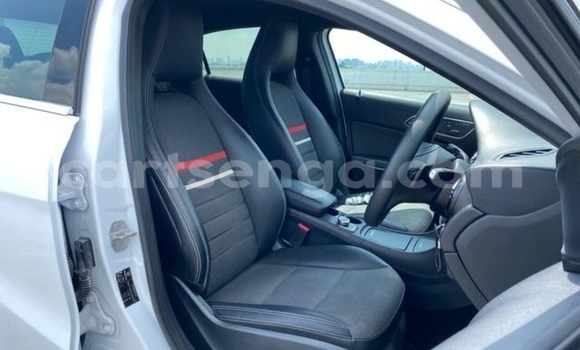 Nunua Ilio tumika Mercedes‒Benz A–Class White Gari ndani ya Manzini nchini Manzini Nunua Ilio tumika Mercedes‒Benz A–Class White Gari ndani ya Manzini nchini Manzini