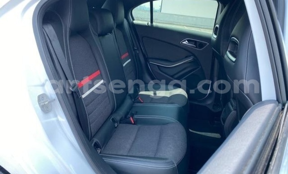 Nunua Ilio tumika Mercedes‒Benz A–Class White Gari ndani ya Manzini nchini Manzini Nunua Ilio tumika Mercedes‒Benz A–Class White Gari ndani ya Manzini nchini Manzini