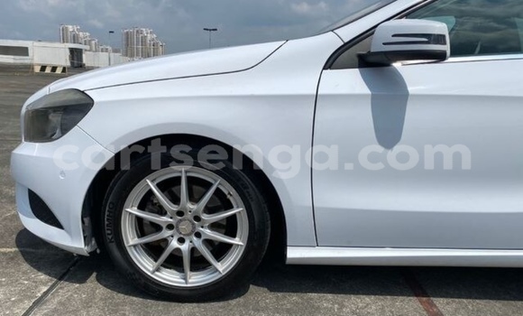 Nunua Ilio tumika Mercedes‒Benz A–Class White Gari ndani ya Manzini nchini Manzini Nunua Ilio tumika Mercedes‒Benz A–Class White Gari ndani ya Manzini nchini Manzini