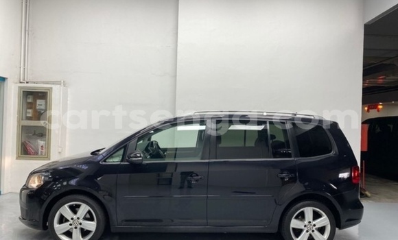 Acheter Occasion Voiture Volkswagen Touran Noir à Big Bend, Lubombo Acheter Occasion Voiture Volkswagen Touran Noir à Big Bend, Lubombo