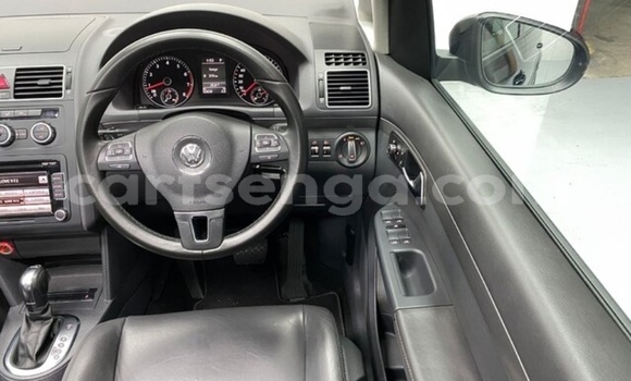 Acheter Occasion Voiture Volkswagen Touran Noir à Big Bend, Lubombo Acheter Occasion Voiture Volkswagen Touran Noir à Big Bend, Lubombo