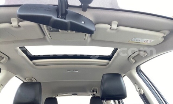 Buy Used Honda CR–V White Car in Pigg's Peak in Hhohho Buy Used Honda CR–V White Car in Pigg's Peak in Hhohho