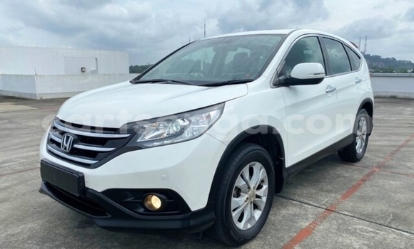 Buy Used Honda CR–V White Car in Pigg's Peak in Hhohho Buy Used Honda CR–V White Car in Pigg's Peak in Hhohho