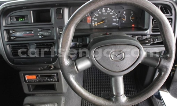 Acheter Occasion Voiture Mazda B–series Bleu à Hlatikulu, Shiselweni District Acheter Occasion Voiture Mazda B–series Bleu à Hlatikulu, Shiselweni District