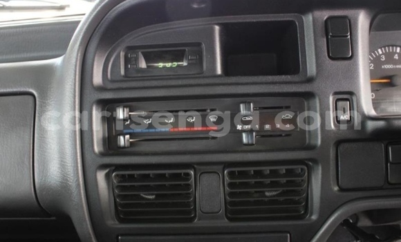 Acheter Occasion Voiture Mazda B–series Bleu à Hlatikulu, Shiselweni District Acheter Occasion Voiture Mazda B–series Bleu à Hlatikulu, Shiselweni District