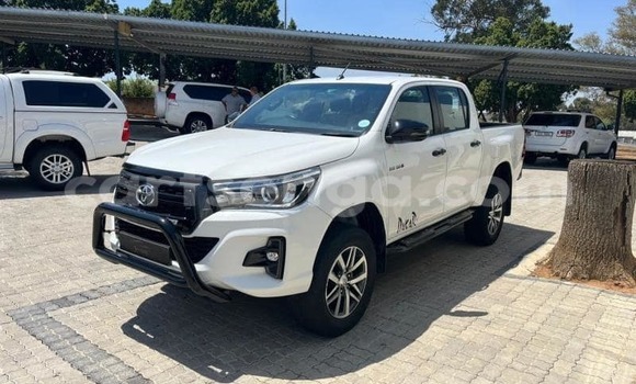 Buy Used Toyota Hilux White Car in Big Bend in Lubombo Buy Used Toyota Hilux White Car in Big Bend in Lubombo