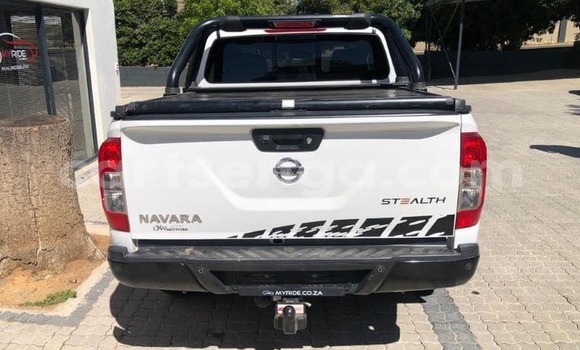 Buy Used Nissan Navara White Car in Big Bend in Lubombo District Buy Used Nissan Navara White Car in Big Bend in Lubombo District