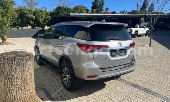 Buy Used Toyota Fortuner Silver Car in Big Bend in Lubombo Buy Used Toyota Fortuner Silver Car in Big Bend in Lubombo