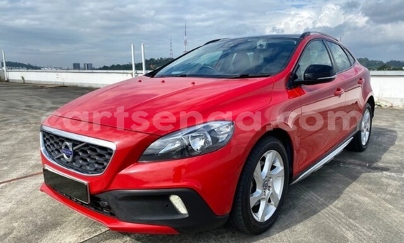 Acheter Occasion Voiture Volvo V40 Cross Country Rouge à Big Bend, Lubombo District
