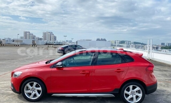 Nunua Ilio tumika Volvo V40 Cross Country Red Gari ndani ya Big Bend nchini Wilaya ya Lubombo Nunua Ilio tumika Volvo V40 Cross Country Red Gari ndani ya Big Bend nchini Wilaya ya Lubombo