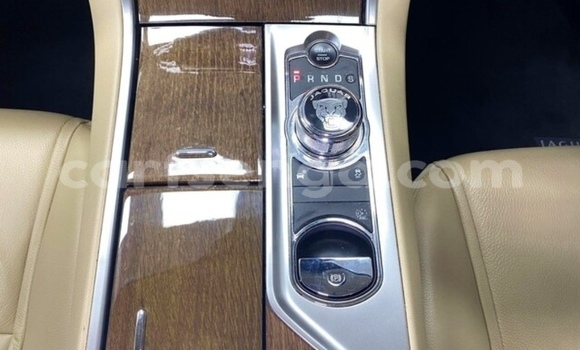 Acheter Occasion Voiture Jaguar XF Beige à Big Bend, Lubombo District Acheter Occasion Voiture Jaguar XF Beige à Big Bend, Lubombo District