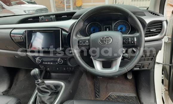 Acheter Occasion Voiture Toyota Hilux Blanc à Big Bend, Lubombo District Acheter Occasion Voiture Toyota Hilux Blanc à Big Bend, Lubombo District