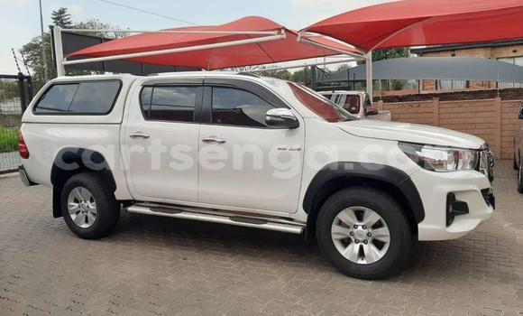 Acheter Occasion Voiture Toyota Hilux Blanc à Big Bend, Lubombo District Acheter Occasion Voiture Toyota Hilux Blanc à Big Bend, Lubombo District