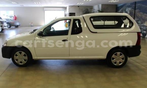 Buy Used Nissan NP 300 White Car in Mbabane in Manzini Buy Used Nissan NP 300 White Car in Mbabane in Manzini