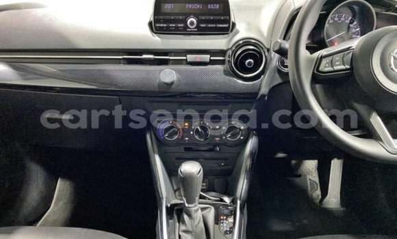 Nunua Ilio tumika Mazda 2 White Gari ndani ya Lobamba nchini Manzini Nunua Ilio tumika Mazda 2 White Gari ndani ya Lobamba nchini Manzini