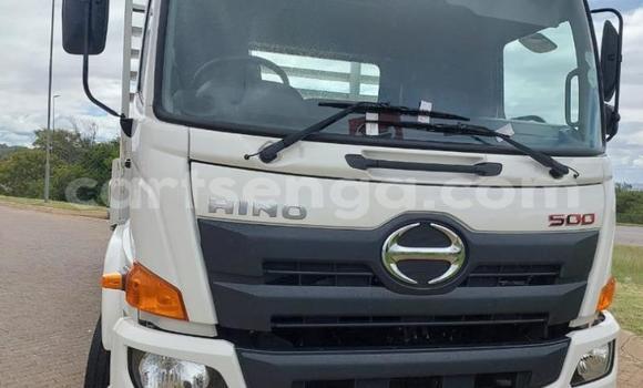 Buy Used Hino 300 Series White Truck in Mbabane in Manzini Buy Used Hino 300 Series White Truck in Mbabane in Manzini