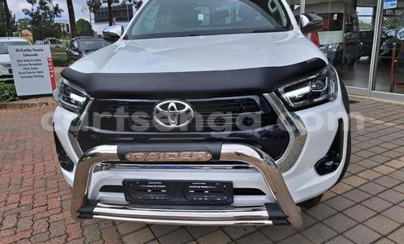 Acheter Occasion Voiture Toyota Hilux Blanc à Mbabane, Manzini Acheter Occasion Voiture Toyota Hilux Blanc à Mbabane, Manzini