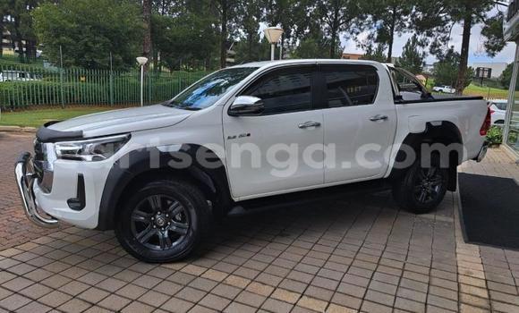 Acheter Occasion Voiture Toyota Hilux Blanc à Mbabane, Manzini Acheter Occasion Voiture Toyota Hilux Blanc à Mbabane, Manzini