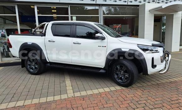 Acheter Occasion Voiture Toyota Hilux Blanc à Mbabane, Manzini Acheter Occasion Voiture Toyota Hilux Blanc à Mbabane, Manzini