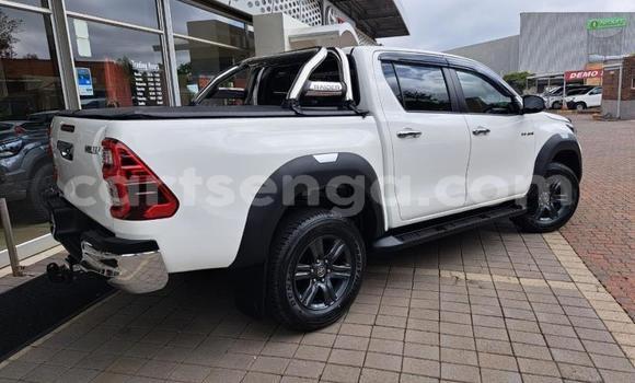 Acheter Occasion Voiture Toyota Hilux Blanc à Mbabane, Manzini Acheter Occasion Voiture Toyota Hilux Blanc à Mbabane, Manzini