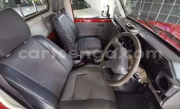 Acheter Occasion Voiture Toyota Land Cruiser Rouge à Manzini, Manzini Acheter Occasion Voiture Toyota Land Cruiser Rouge à Manzini, Manzini