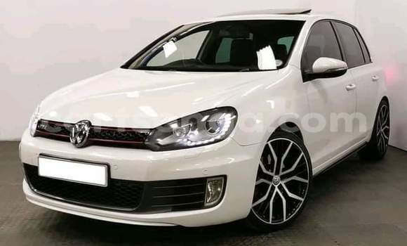 Nunua Ilio tumika Volkswagen Golf GTI White Gari ndani ya Manzini nchini Manzini Nunua Ilio tumika Volkswagen Golf GTI White Gari ndani ya Manzini nchini Manzini