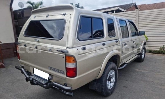 Nunua Ilio tumika Mazda B–series Silver Gari ndani ya Big Bend nchini Lubombo Nunua Ilio tumika Mazda B–series Silver Gari ndani ya Big Bend nchini Lubombo