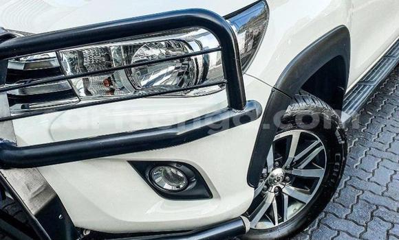Acheter Occasion Voiture Toyota Hilux Blanc à Mbabane, Manzini Acheter Occasion Voiture Toyota Hilux Blanc à Mbabane, Manzini