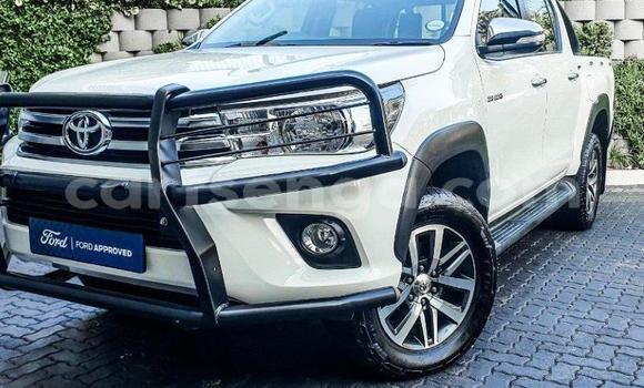 Acheter Occasion Voiture Toyota Hilux Blanc à Mbabane, Manzini Acheter Occasion Voiture Toyota Hilux Blanc à Mbabane, Manzini