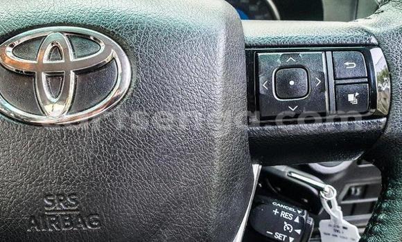 Acheter Occasion Voiture Toyota Hilux Blanc à Mbabane, Manzini Acheter Occasion Voiture Toyota Hilux Blanc à Mbabane, Manzini