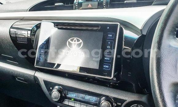 Acheter Occasion Voiture Toyota Hilux Blanc à Mbabane, Manzini Acheter Occasion Voiture Toyota Hilux Blanc à Mbabane, Manzini