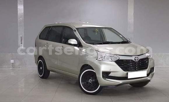 Acheter Occasion Voiture Toyota Avanza Beige à Manzini, Manzini
