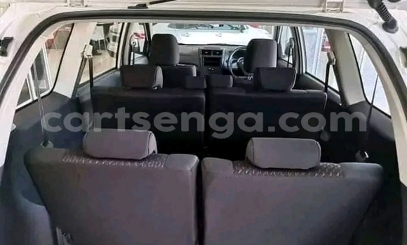 Acheter Occasion Voiture Toyota Avanza Blanc à Manzini, Manzini Acheter Occasion Voiture Toyota Avanza Blanc à Manzini, Manzini