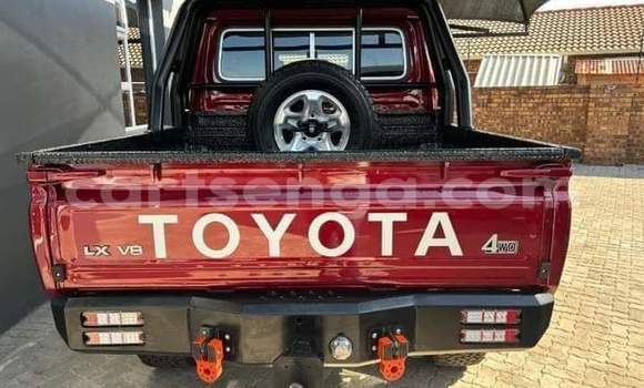 Acheter Occasion Voiture Toyota Land Cruiser Rouge à Manzini, Manzini Acheter Occasion Voiture Toyota Land Cruiser Rouge à Manzini, Manzini