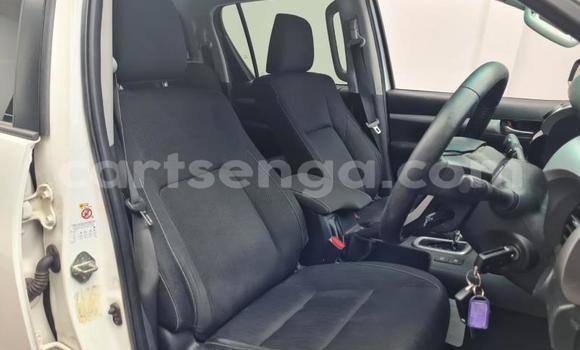 Acheter Occasion Voiture Toyota Hilux Blanc à Manzini, Manzini Acheter Occasion Voiture Toyota Hilux Blanc à Manzini, Manzini