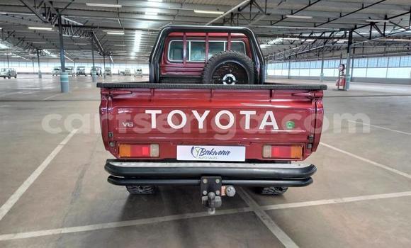 Nunua Ilio tumika Toyota Land Cruiser Red Gari ndani ya Ezulwini nchini Hhohho Nunua Ilio tumika Toyota Land Cruiser Red Gari ndani ya Ezulwini nchini Hhohho