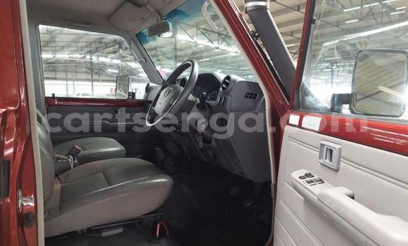 Nunua Ilio tumika Toyota Land Cruiser Red Gari ndani ya Ezulwini nchini Hhohho Nunua Ilio tumika Toyota Land Cruiser Red Gari ndani ya Ezulwini nchini Hhohho