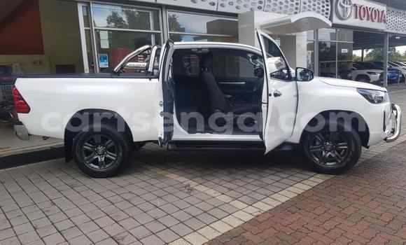 Acheter Occasion Voiture Toyota Hilux Blanc à Ezulwini, Hhohho Acheter Occasion Voiture Toyota Hilux Blanc à Ezulwini, Hhohho